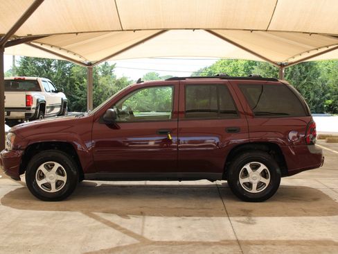 Used 2006 Chevrolet TrailBlazer LS w/ LS Preferred Equipment Group RWD image 5