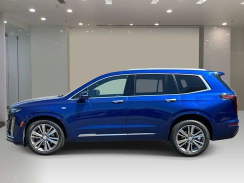 Certified 2023 Cadillac XT6 Premium Luxury w/ Technology Package AWD/4WD image 2