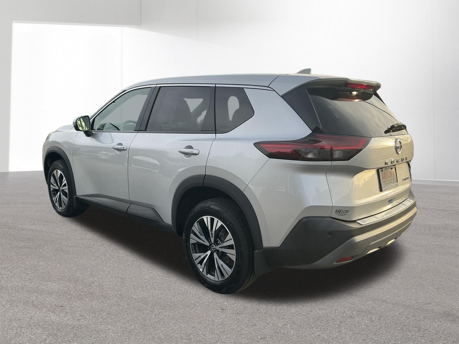 Used 2021 Nissan Rogue SV AWD/4WD image 9