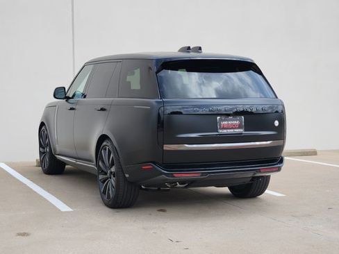 New 2026 Land Rover Range Rover SV image 3