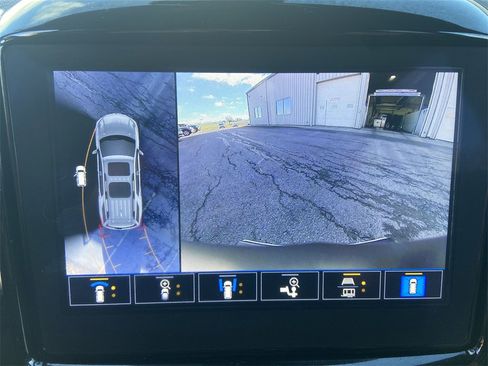 Certified 2022 Chevrolet Traverse High Country w/ LPO, Floor Liner Package image 15