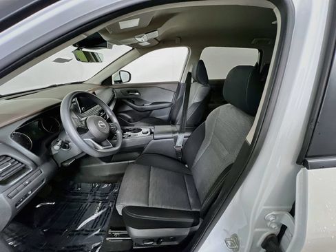 Used 2023 Nissan Rogue SV AWD/4WD image 19