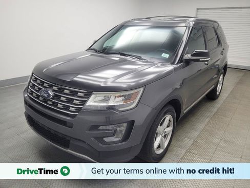 Used 2017 Ford Explorer XLT w/ Equipment Group 201A AWD/4WD image 1