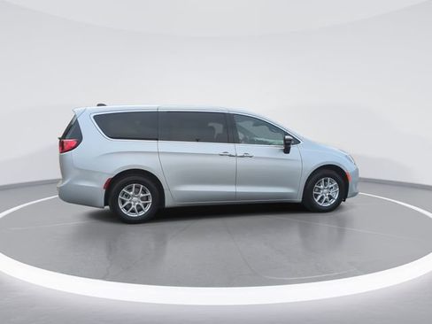 New 2026 Chrysler Voyager LX FWD image 8