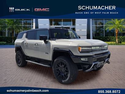 New 2026 GMC Hummer EV SUV w/ LPO, Dark Essentials Package