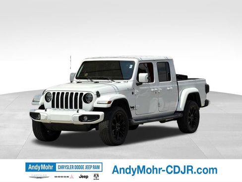 Used 2021 Jeep Gladiator Overland AWD/4WD image 3