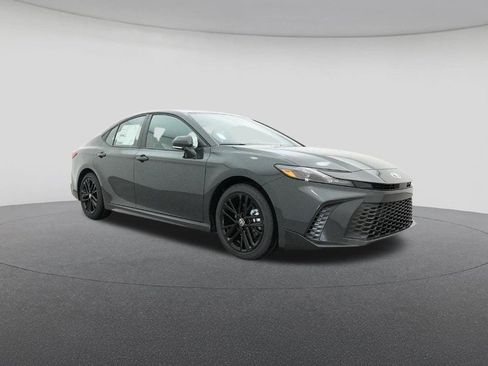 New 2026 Toyota Camry SE image 30
