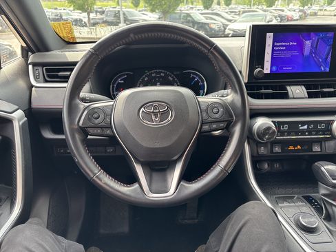 Used 2023 Toyota RAV4 SE AWD/4WD image 16