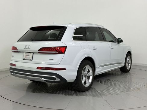 Used 2023 Audi Q7 3.0T Premium w/ Convenience Package AWD/4WD image 9
