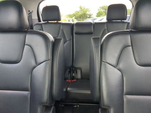 Used 2024 Kia Telluride S w/ S Sunroof Package FWD image 22