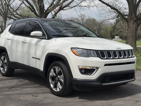 Used 2021 Jeep Compass Limited AWD/4WD image 23