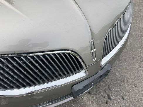 Used 2016 Lincoln MKS AWD w/ Equipment Group 101A image 5