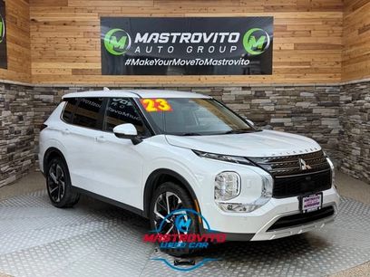 Used 2023 Mitsubishi Outlander SE