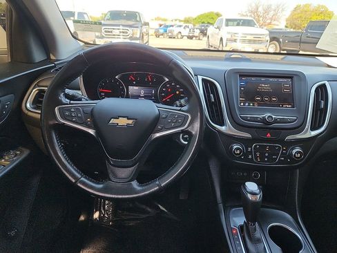 Used 2020 Chevrolet Equinox LT FWD image 6