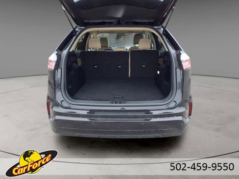 Used 2022 Ford Edge SE w/ Black Appearance Package image 8