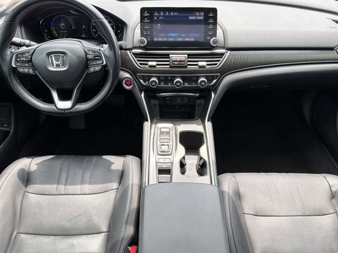 Used 2021 Honda Accord Touring image 14