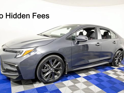Used 2024 Toyota Corolla SE FWD image 1