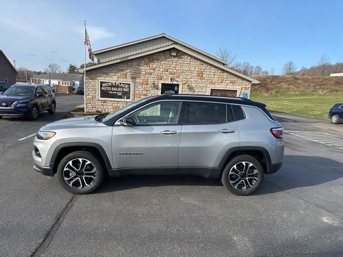 Used 2022 Jeep Compass Limited w/ Sun and Sound Group AWD/4WD image 2