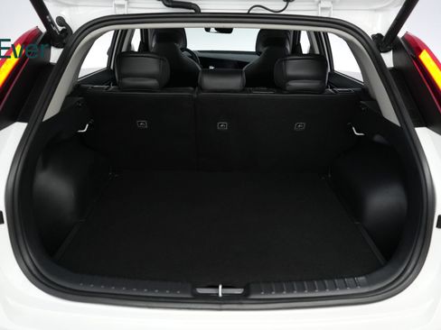 Used 2024 Kia Niro Wave w/ Wave Preserve Package FWD image 8