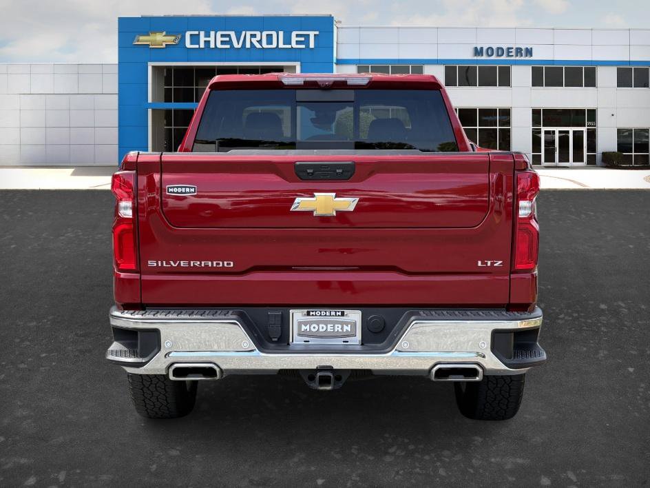 Used 2025 Chevrolet Silverado 1500 LTZ w/ LTZ Premium Package AWD/4WD image 4