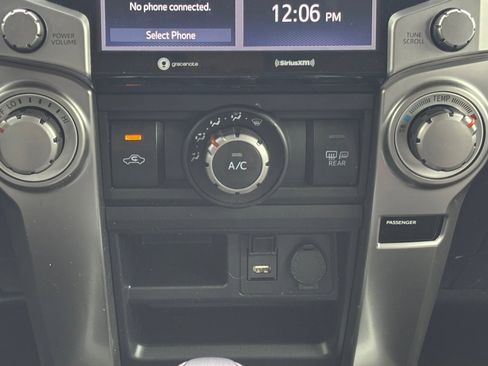 Used 2021 Toyota 4Runner SR5 image 4