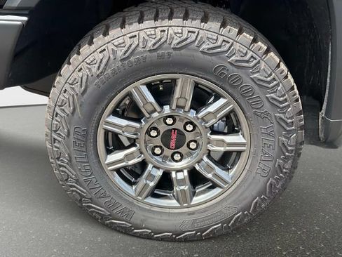 New 2026 GMC Sierra 1500 AT4X AWD/4WD image 10