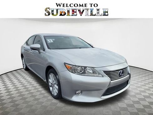Used 2013 Lexus ES 300h image 1