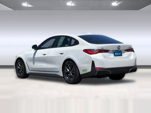 Used 2023 BMW i4 eDrive35 w/ Premium Package RWD image 3