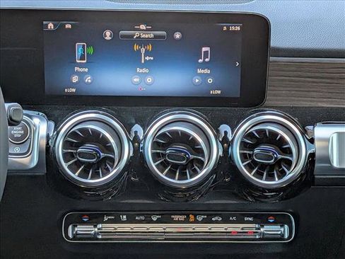 New 2026 Mercedes-Benz GLB 250 4MATIC image 11
