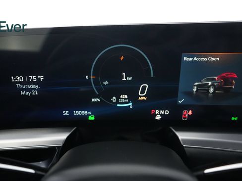 Used 2024 Cadillac Lyriq Luxury AWD/4WD image 7