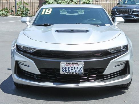 Used 2019 Chevrolet Camaro SS RWD image 2