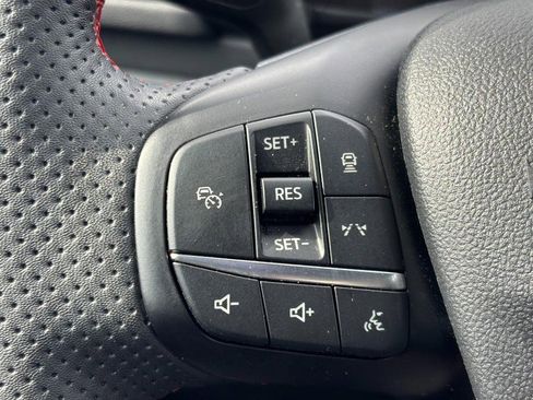 Used 2023 Ford Escape ST-Line w/ Tech Pack #1 FWD image 18
