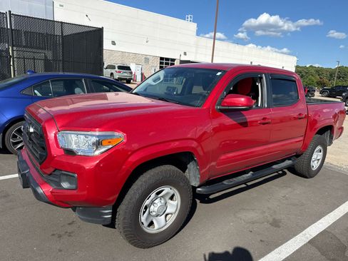Used 2019 Toyota Tacoma SR w/ SR Convenience Package RWD image 6