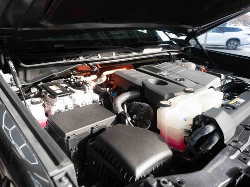 Used 2023 Toyota Tundra Limited image 31