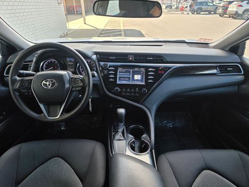 Used 2019 Toyota Camry LE FWD image 13