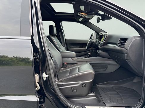 Used 2024 Dodge Durango R/T image 9