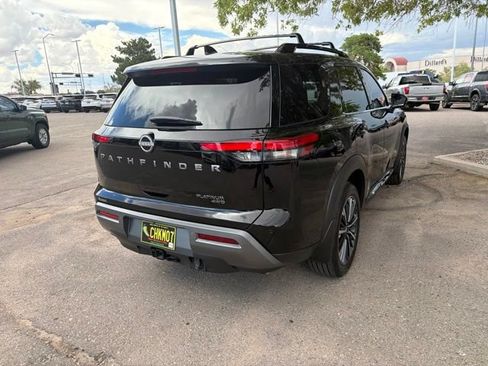 Used 2026 Nissan Pathfinder Platinum AWD/4WD image 17