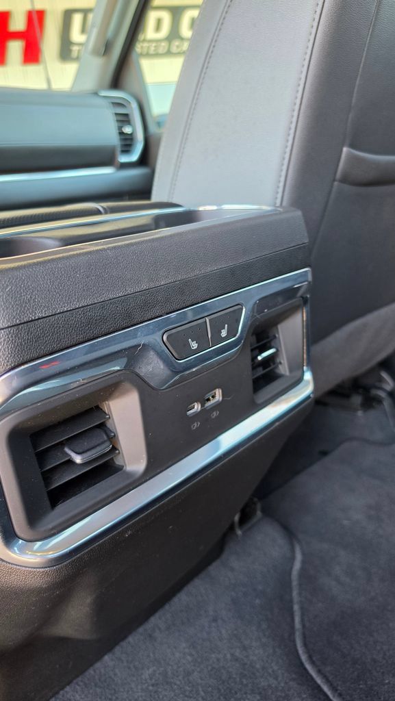 Used 2025 GMC Sierra 2500 SLT w/ SLT Convenience Package AWD/4WD image 7