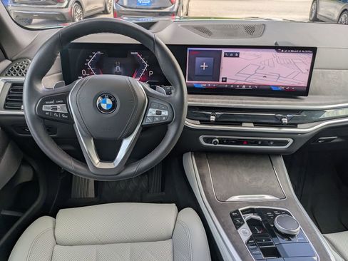 Used 2025 BMW X5 sDrive40i w/ Climate Comfort Package RWD image 18