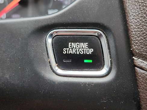 Used 2020 GMC Acadia SLE FWD image 15