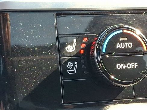 Certified 2023 Nissan Pathfinder Platinum AWD/4WD image 26
