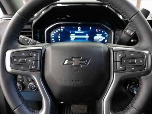 Used 2025 Chevrolet Silverado 2500 LT w/ Trail Boss Package image 3