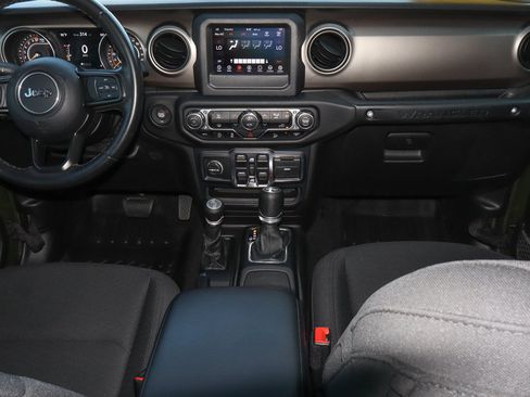 Used 2020 Jeep Wrangler Unlimited Sport S AWD/4WD image 10