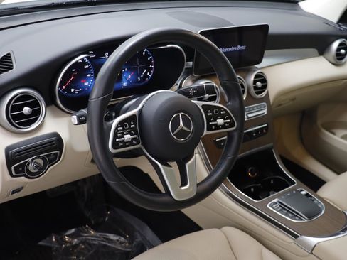 Used 2021 Mercedes-Benz GLC 300 4MATIC image 6