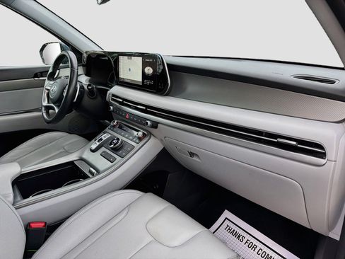 Used 2025 Hyundai Palisade SEL FWD image 15