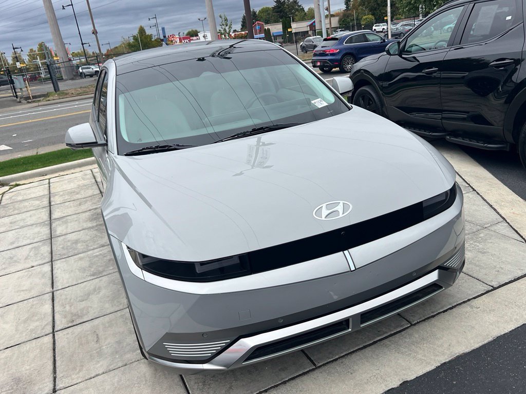 Certified 2024 Hyundai Ioniq 5 Limited RWD image 7