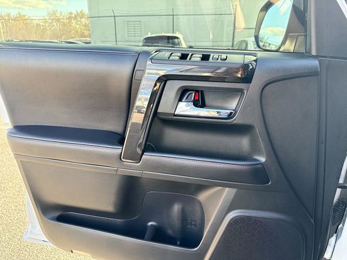 Used 2019 Toyota 4Runner TRD Off-Road image 20