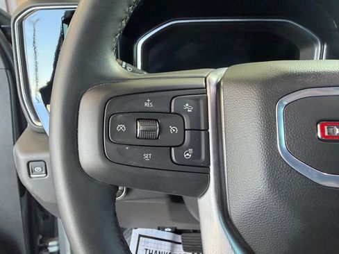 Used 2026 GMC Sierra 1500 SLT AWD/4WD image 9