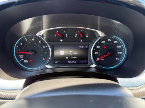 Used 2020 Chevrolet Traverse Premier w/ Redline Edition AWD/4WD image 11