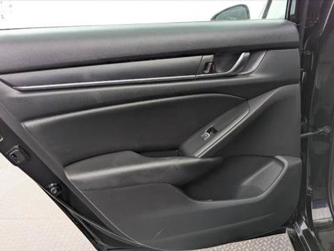 Used 2020 Honda Accord LX image 14